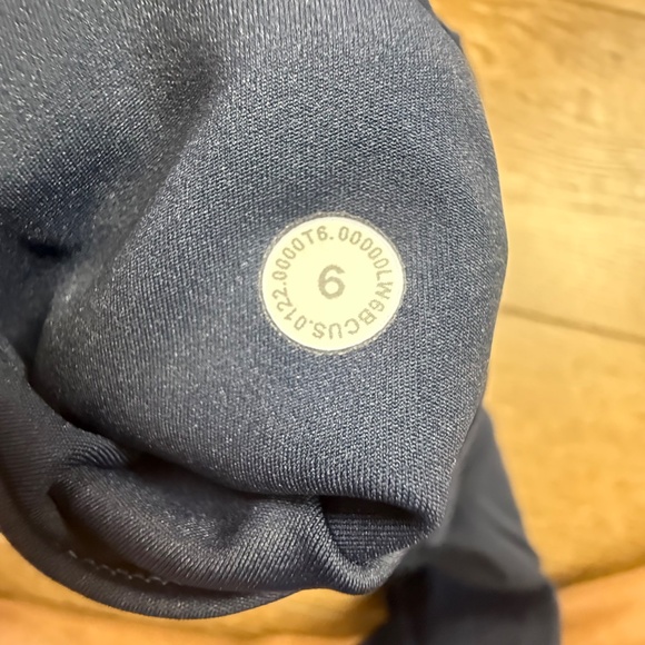 Lululemon Fast and Free II Crop 19" Nulux Navy Sz 6 Non Reflective High Waist - Picture 11 of 12